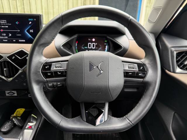 2021 DS AUTOMOBILES DS 3 CROSSBACK 0.0 100kW E-TENSE Prestige 50kWh 5dr Auto