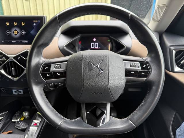 2020 DS AUTOMOBILES DS 3 CROSSBACK 1.2 PureTech Prestige 5dr