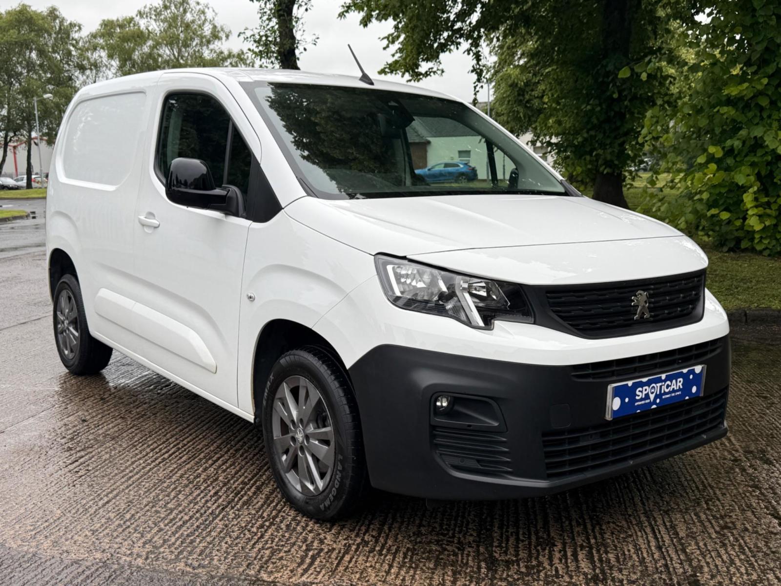 2022 Peugeot Partner