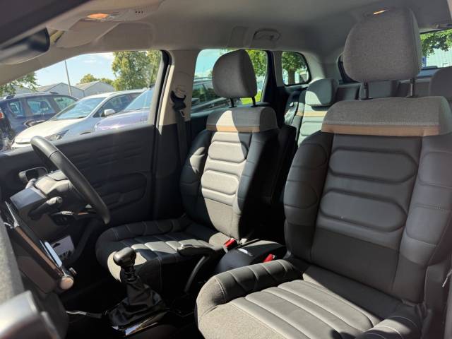 2022 Citroen C3 Aircross 1.2 PureTech 110 Shine Plus 5dr