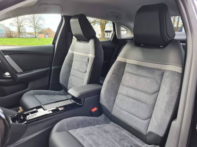 2024 Citroen e-C4 X 0.0 100kW Max 50kWh 4dr Auto