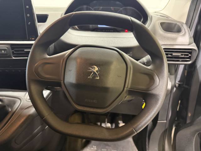 2022 Peugeot Partner 1000 1.5 BlueHDi 100 Professional Prem Van [6 Spd]