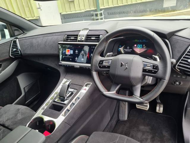2024 DS AUTOMOBILES DS 7 1.6 E-TENSE 14.2kWh Performance Line + EAT8 4WD Euro 6 (s/s) 5dr