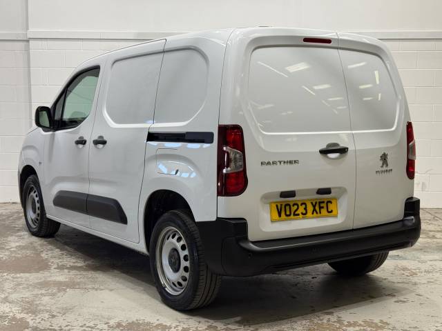 2023 Peugeot Partner 1000 1.5 BlueHDi 100 Professional Premium + Van