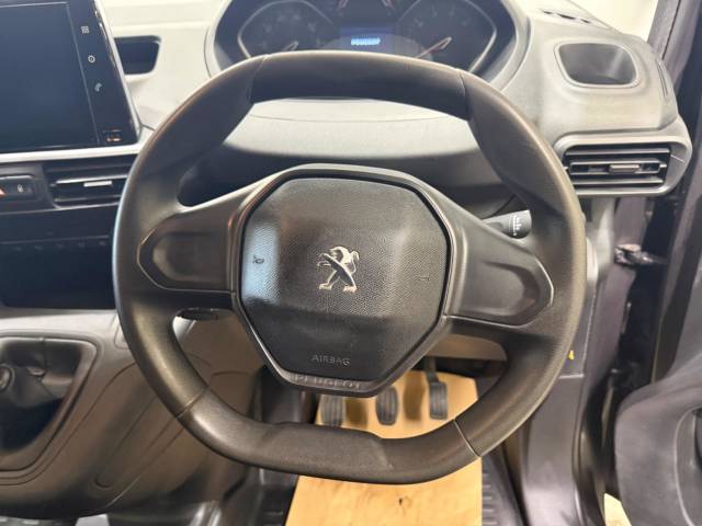 2022 Peugeot Partner 1000 1.5 BlueHDi 100 Professional Prem Van [6 Spd]