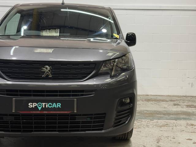 2022 Peugeot Partner 1000 1.5 BlueHDi 100 Professional Prem Van [6 Spd]
