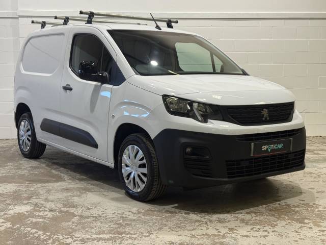 Peugeot Partner 1000 1.5 BlueHDi 100 Professional Prem Van [6 Spd] Panel Van Diesel WHITE