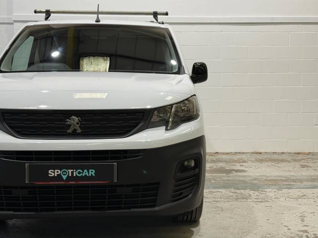 2022 Peugeot Partner 1000 1.5 BlueHDi 100 Professional Prem Van [6 Spd]