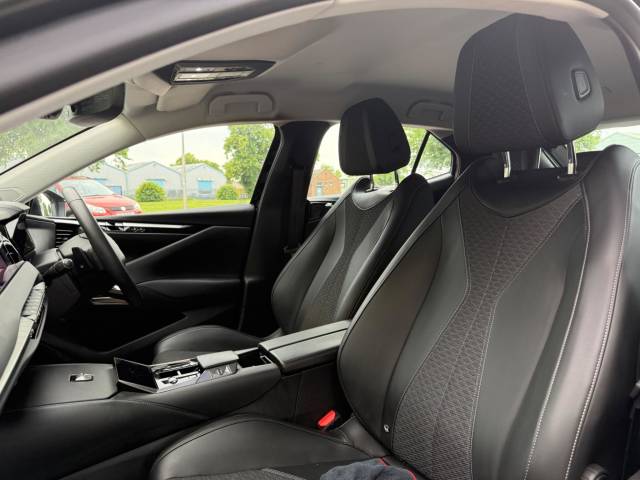 2022 DS AUTOMOBILES DS 4 1.2 PureTech Cross Trocadero 5dr EAT8