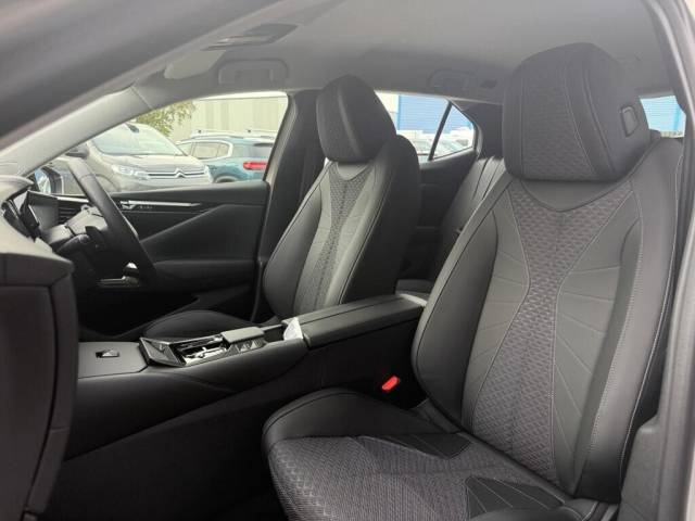 2026 DS AUTOMOBILES DS No4 1.2 Hybrid Pallas + Hatchback 5dr Petrol Hybrid e-DSC Euro 6 (s/s) (145 ps)