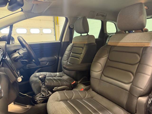 2022 Citroen C3 Aircross 1.2 PureTech 110 Shine Plus 5dr