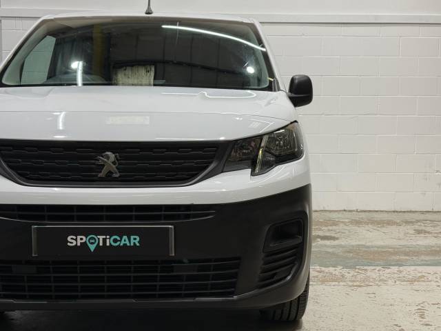 2023 Peugeot e-Partner 800 100kW 50kWh Professional Premium + Van Auto