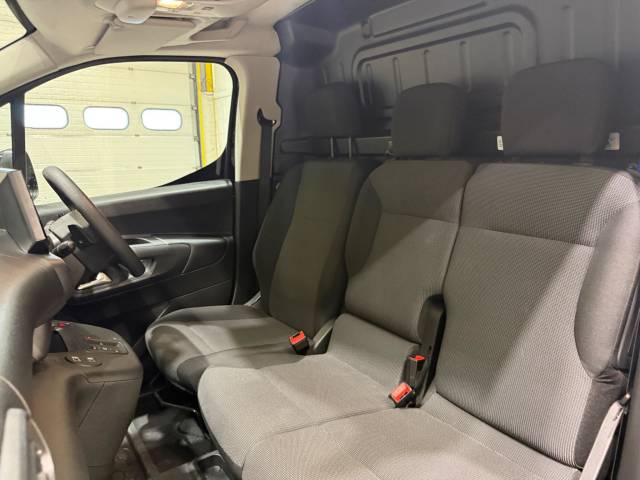 2025 Citroen Berlingo 1.5 BlueHDi 130ps Van Driver EAT8