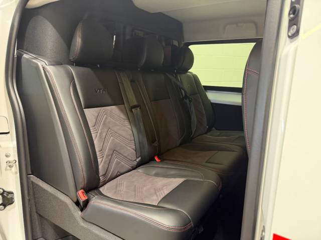 2025 Citroen Dispatch 2.0 2.2 D 180ps Crew Van VTR EAT8