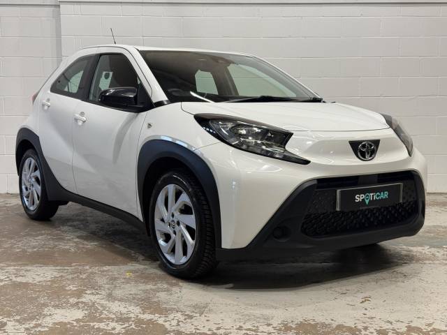Toyota Aygo X 1.0 VVT-i Pure 5dr Hatchback Petrol WHITE