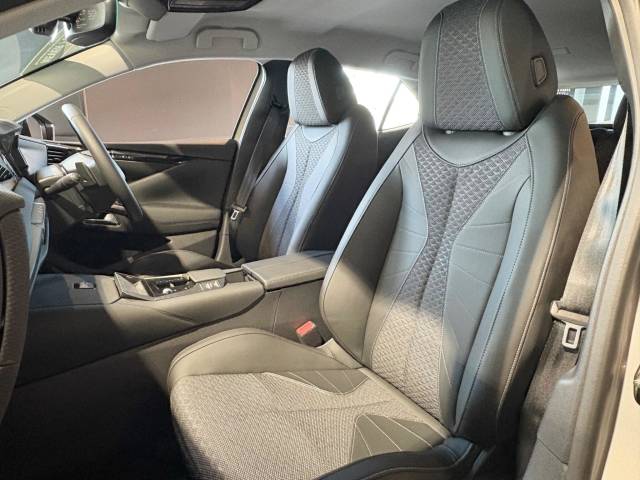 2026 DS AUTOMOBILES DS No4 1.2 Hybrid Pallas + Hatchback 5dr Petrol Hybrid e-DSC Euro 6 (s/s) (145 ps)