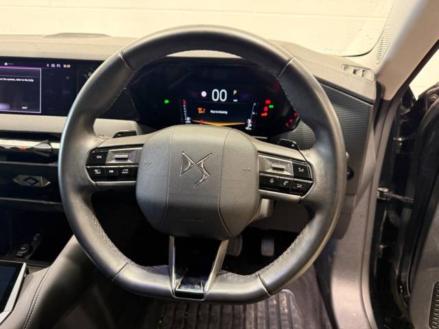 2023 DS AUTOMOBILES DS 4 1.6 PureTech 180 Cross Trocadero 5dr EAT8