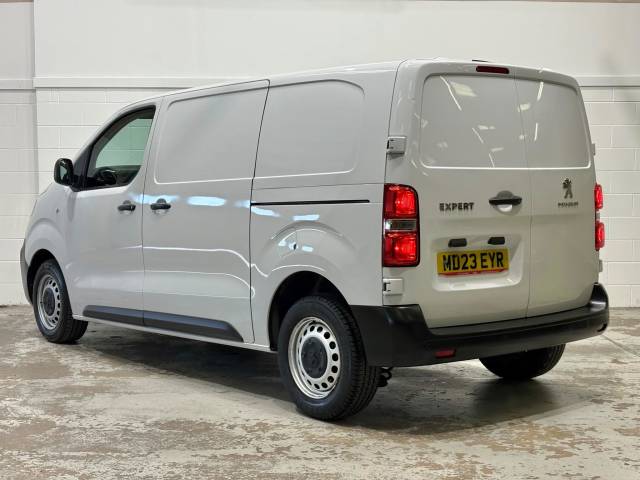2023 Peugeot Expert 1400 2.0 BlueHDi 145 Professional Premium + Van