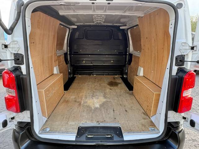 2023 Peugeot Expert 1400 2.0 BlueHDi 145 Professional Premium + Van