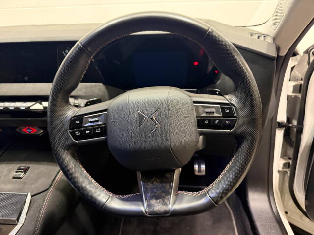 2023 DS AUTOMOBILES DS 4 1.6 E-TENSE Performance Line 5dr EAT8